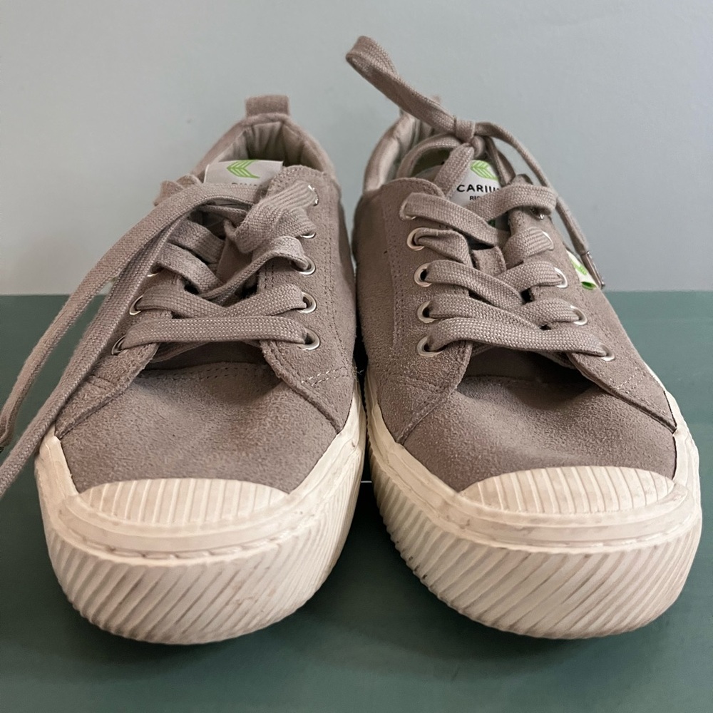 Cariuma low OCA suede sneakers in cloud grey women’s 7 / 7.5 - Picture 6 of 10